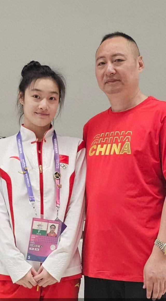 昌雅妮父亲,女儿因伤病疼得睡不着 昌雅妮父亲,女儿因伤病疼得睡不着